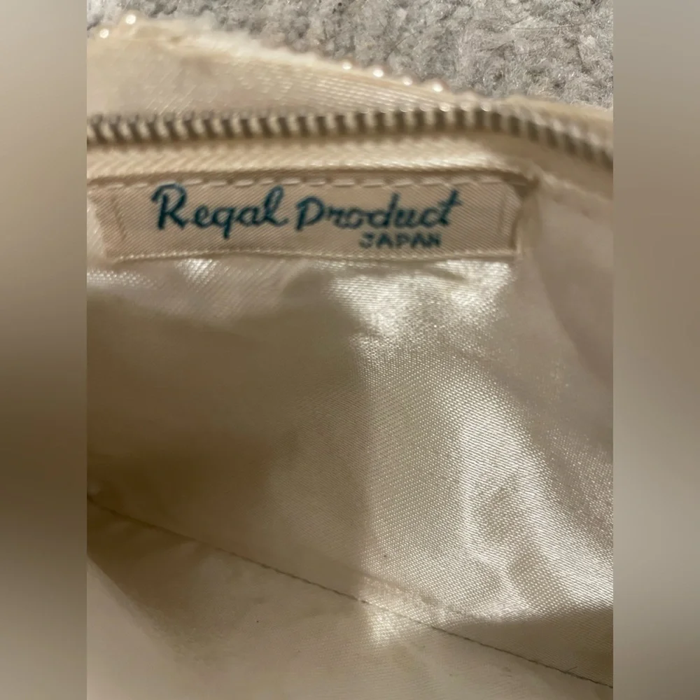 Vintage Regal Product Japan Hand Beaded Pearl Cream Coin Purse 👛 Clutch